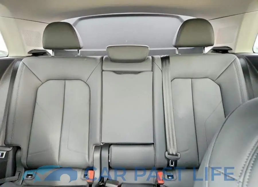 WA1EECF30M1004277# 10