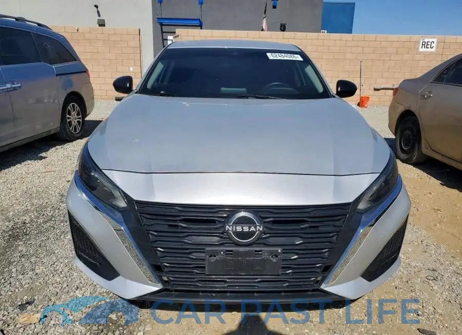 1N4BL4DV3RN374556# 5