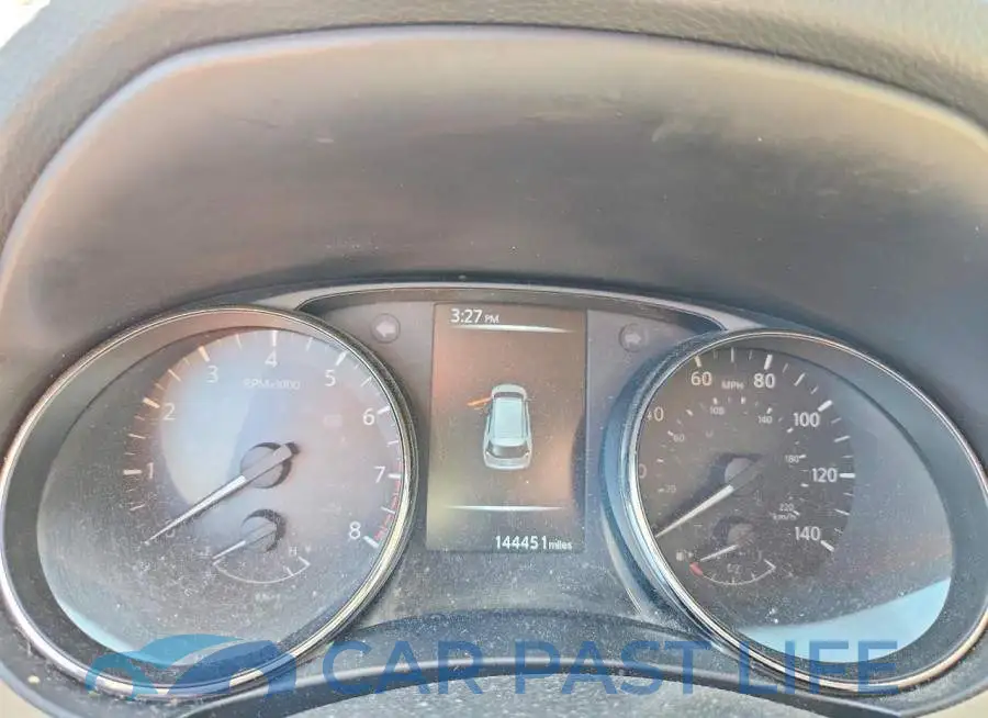 JN8AT2MT6HW145519# 9