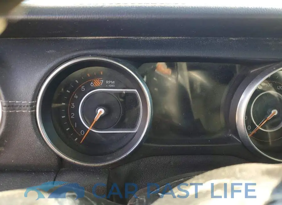 1C4HJXEN1MW570203# 9