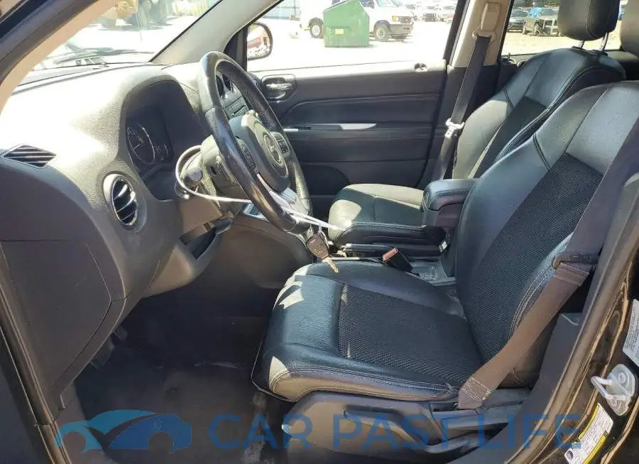 1C4NJDEB4HD210206# 7