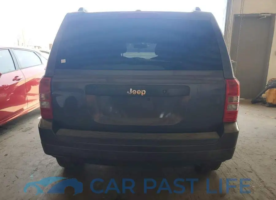 1C4NJPBB4HD137635# 6
