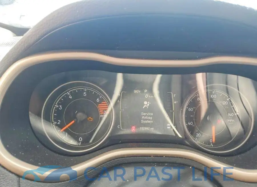 1C4PJLCB3HW516663# 9