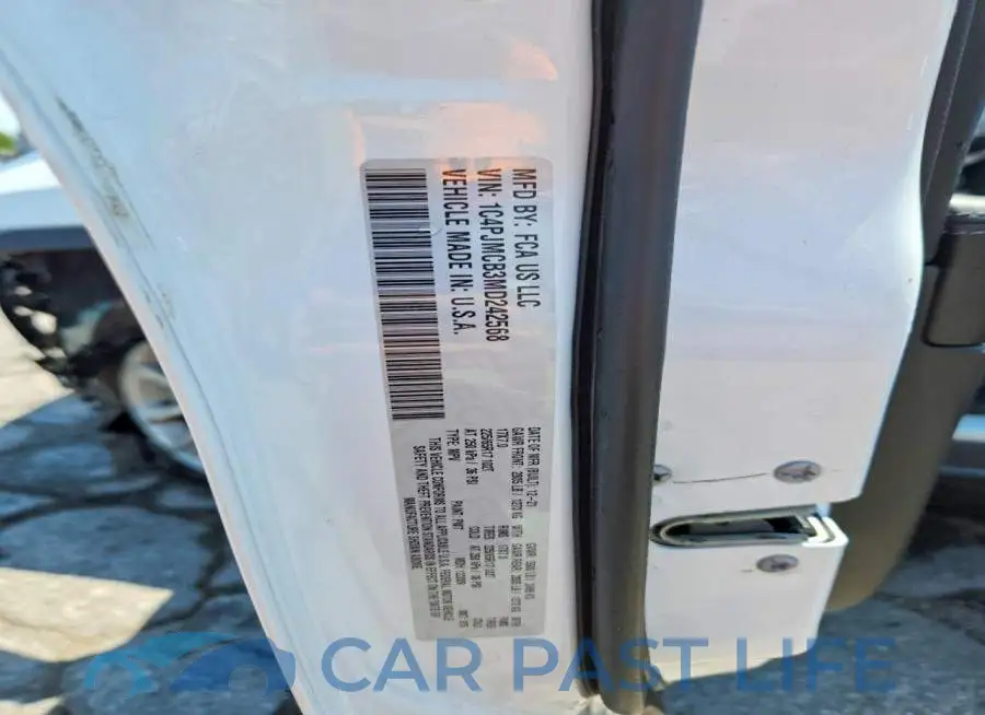 1C4PJMCB3MD242568# 14