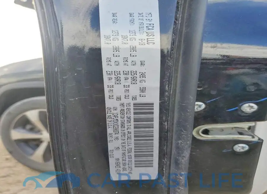1C4PJMDX1KD200374# 12