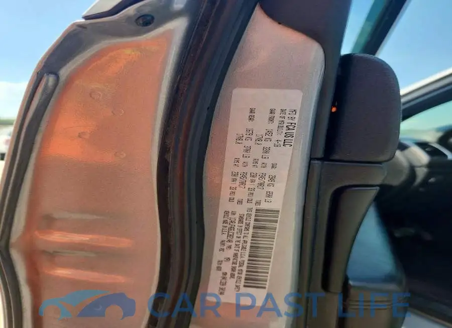 1C4RJFAG6JC382148# 13