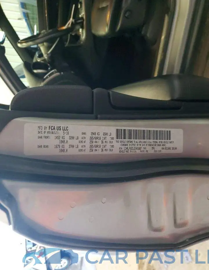 1C4RJFBG3JC401687# 13