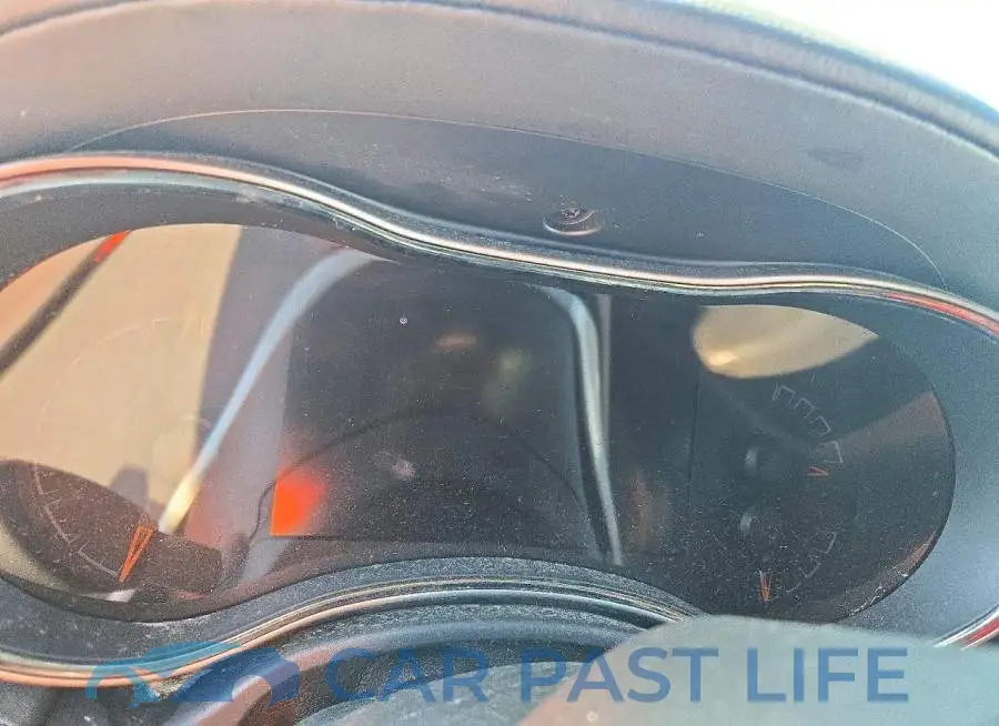 1C4RJFCG8JC355952# 9