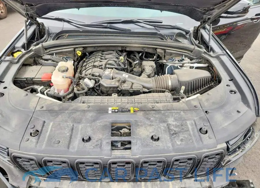 1C4RJKAG9P8899206# 12