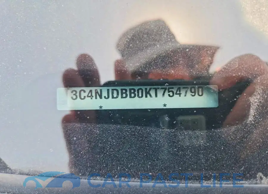 3C4NJDBB0KT754790# 13