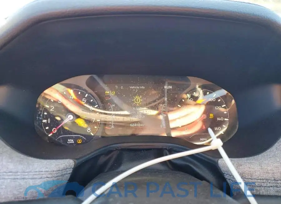 3C4NJDBN8RT100527# 9