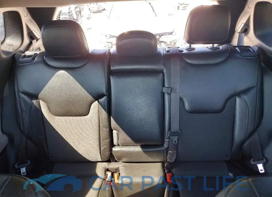 3C4NJDBN9PT552807# 10