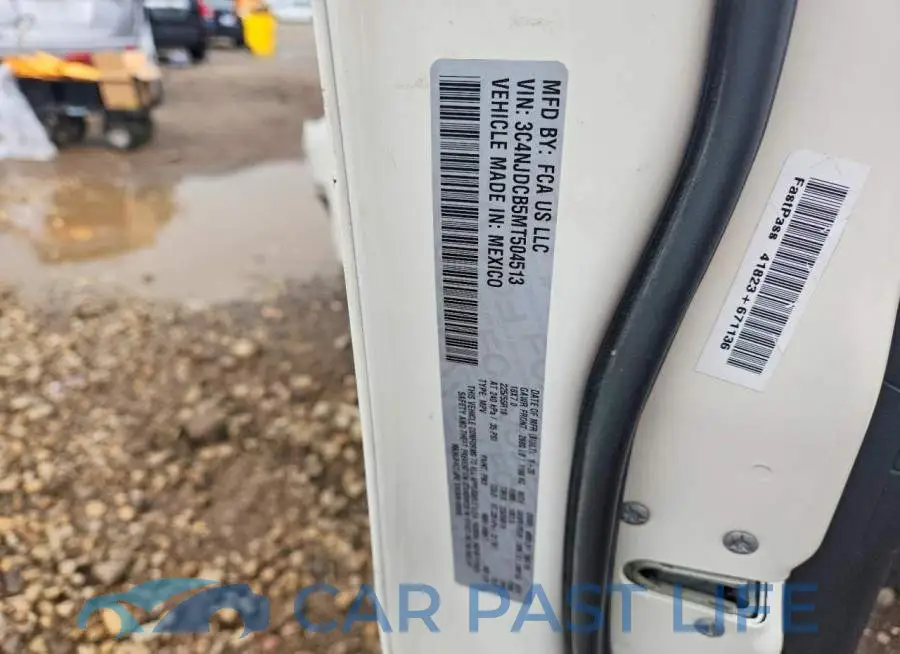 3C4NJDCB5MT504513# 12