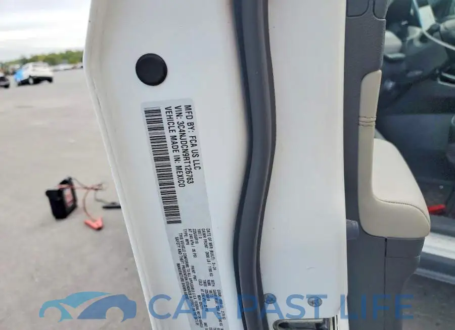 3C4NJDCN9RT126763# 12