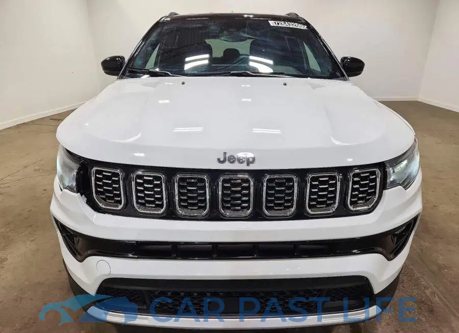 3C4NJDCN9ST581425# 5