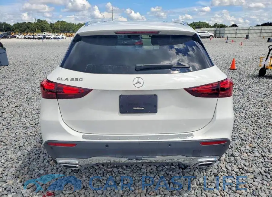 W1N4N4GB7RJ621320# 6