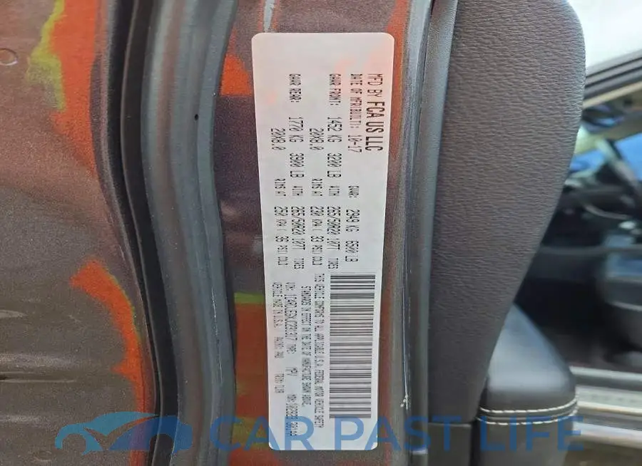 1C4RDJEGXJC231317# 14