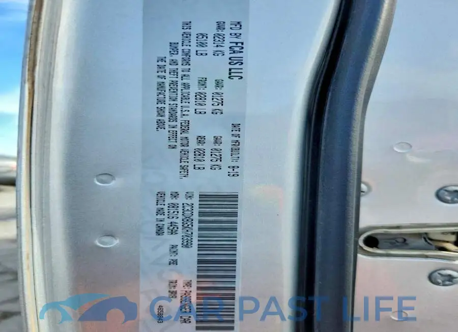 2C3CDXBG5KH703990# 12