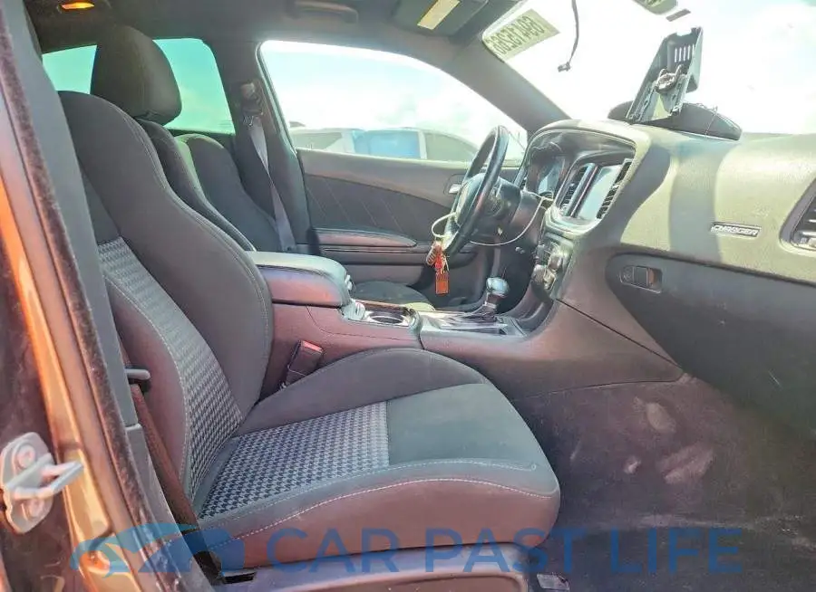 2C3CDXCT8LH245164# 7