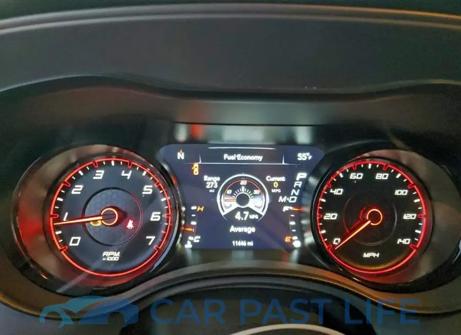 2C3CDXHG4PH686856# 9