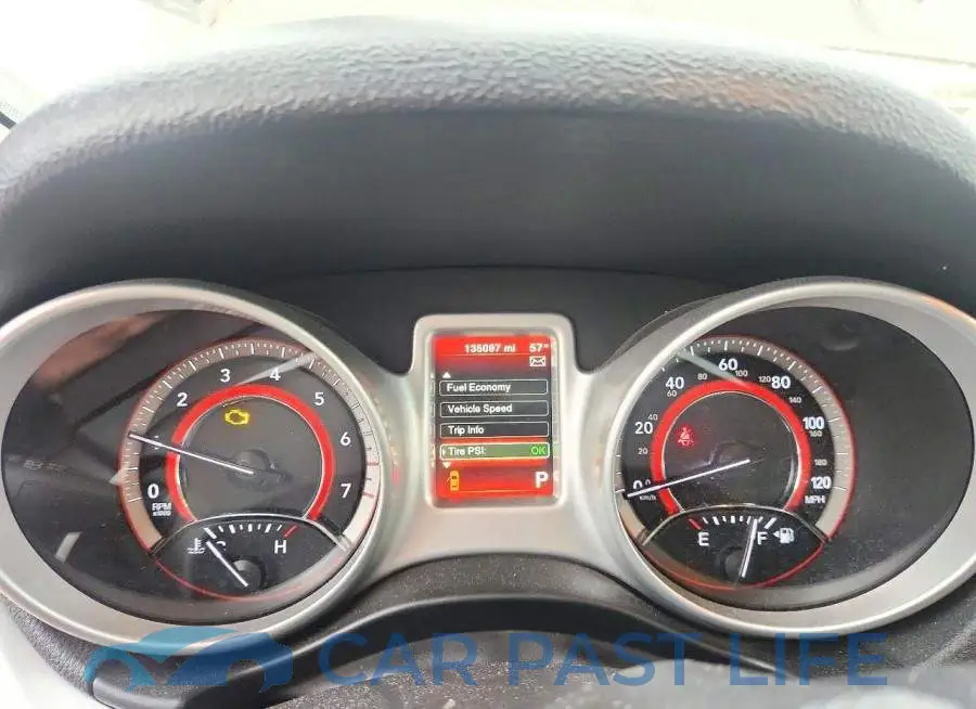 3C4PDCAB6JT528845# 9