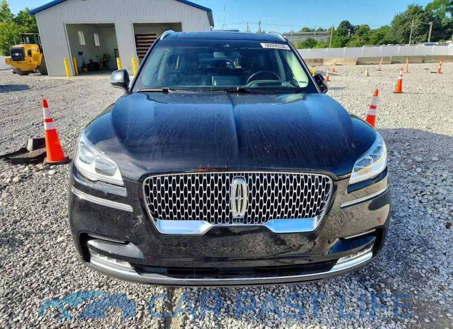 5LM5J7XC0LGL05028# 5