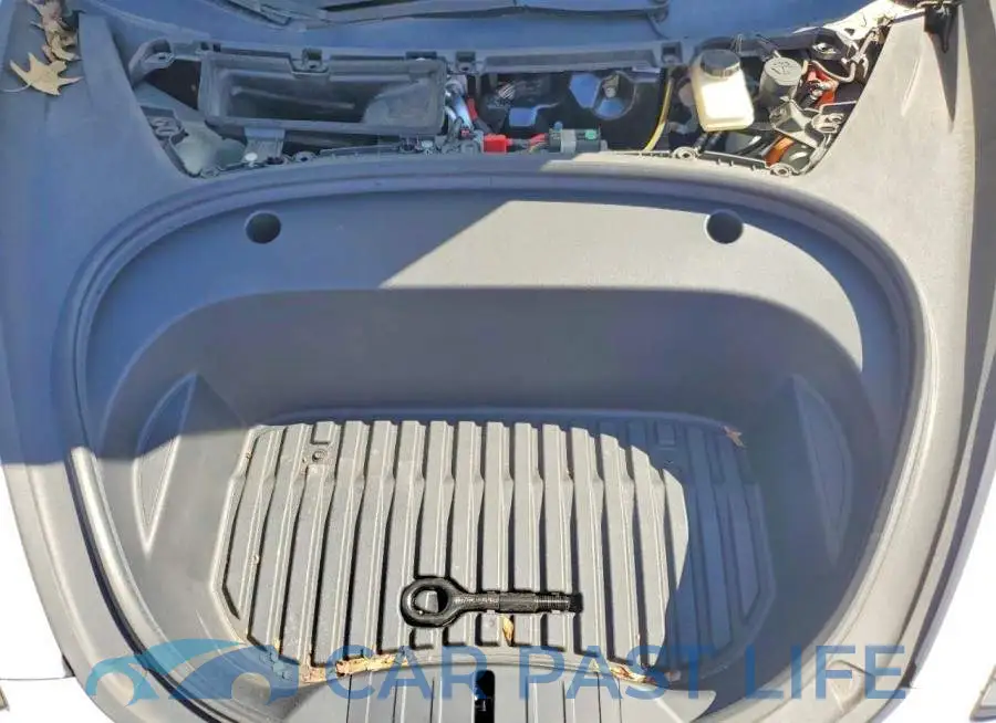 5YJ3E1EA1PF459801# 11
