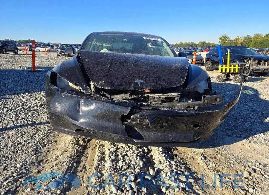 5YJ3E1EB5SF941186# 5