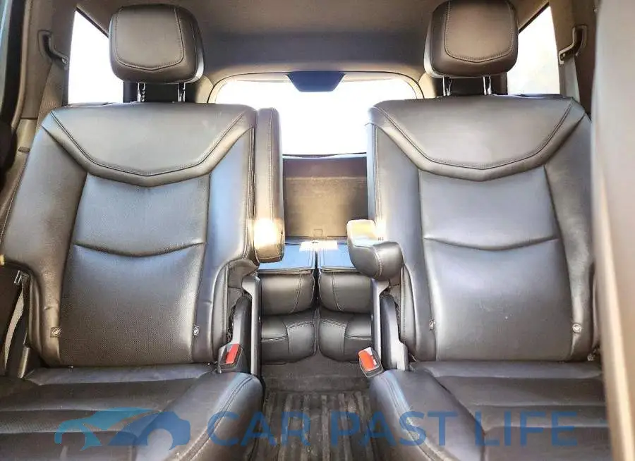 1GYKPGRS8LZ105073# 10