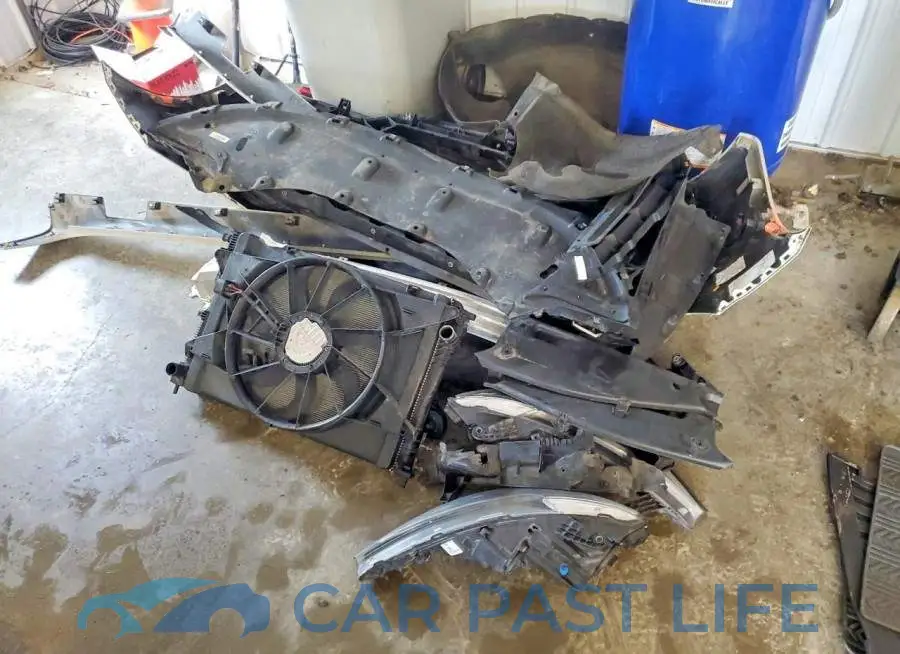 2C4RC1FG1LR106136# 13
