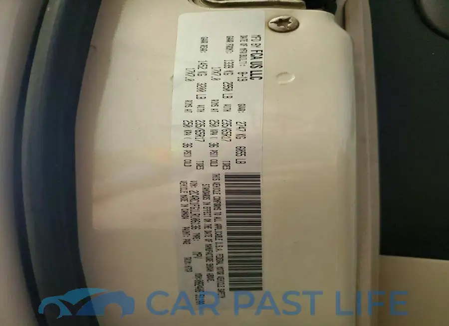 2C4RC1FG1LR106136# 14