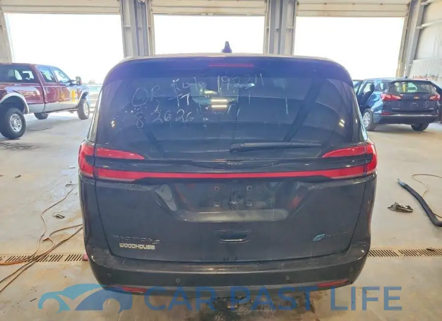 2C4RC1S71NR135015# 6