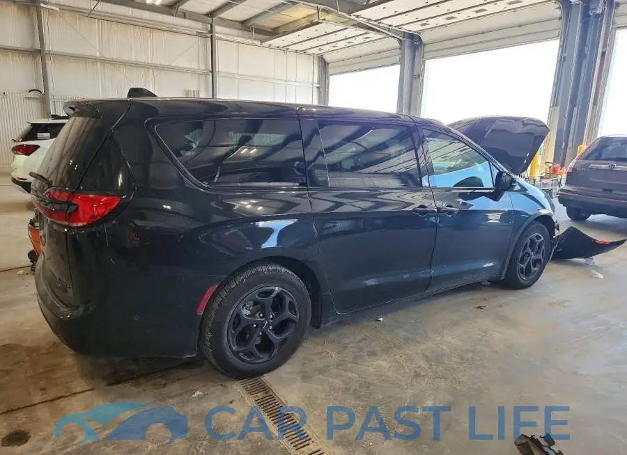 2C4RC1S71NR135015# 3