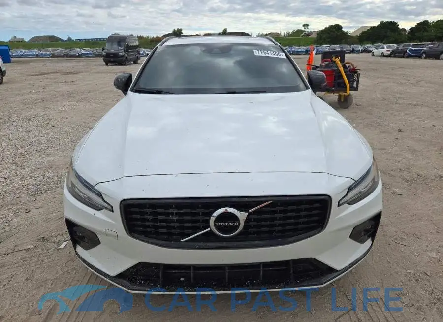 YV1102EM9M2437317# 5