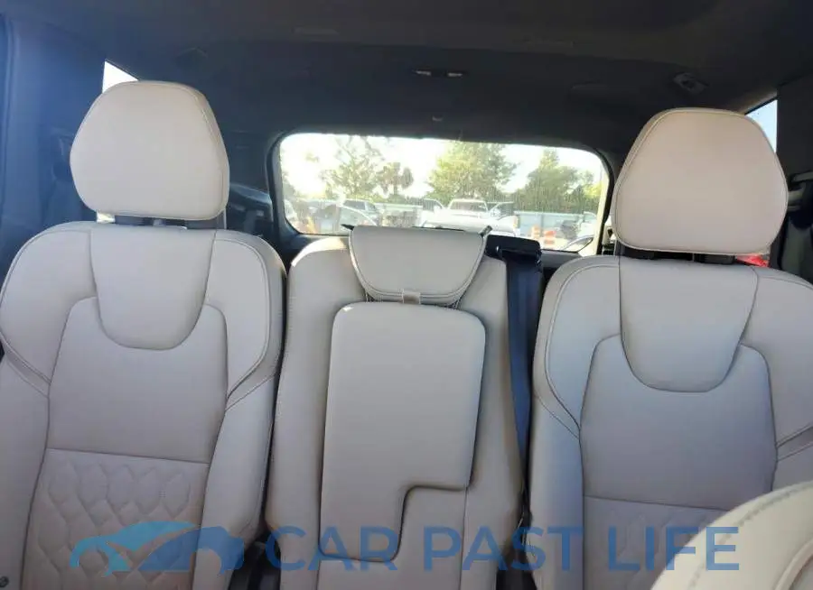 YV4062PE7T1535222# 10