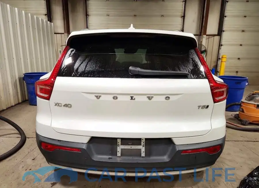 YV4162UK4M2399142# 6