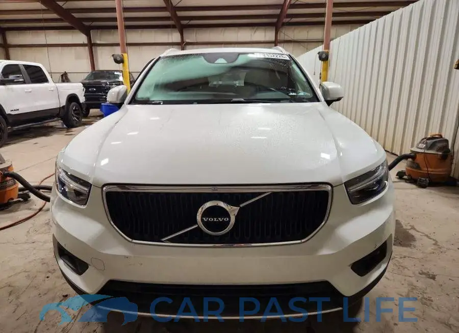 YV4162UK4M2399142# 5