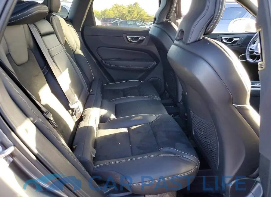 YV4A22RM9K1347661# 11
