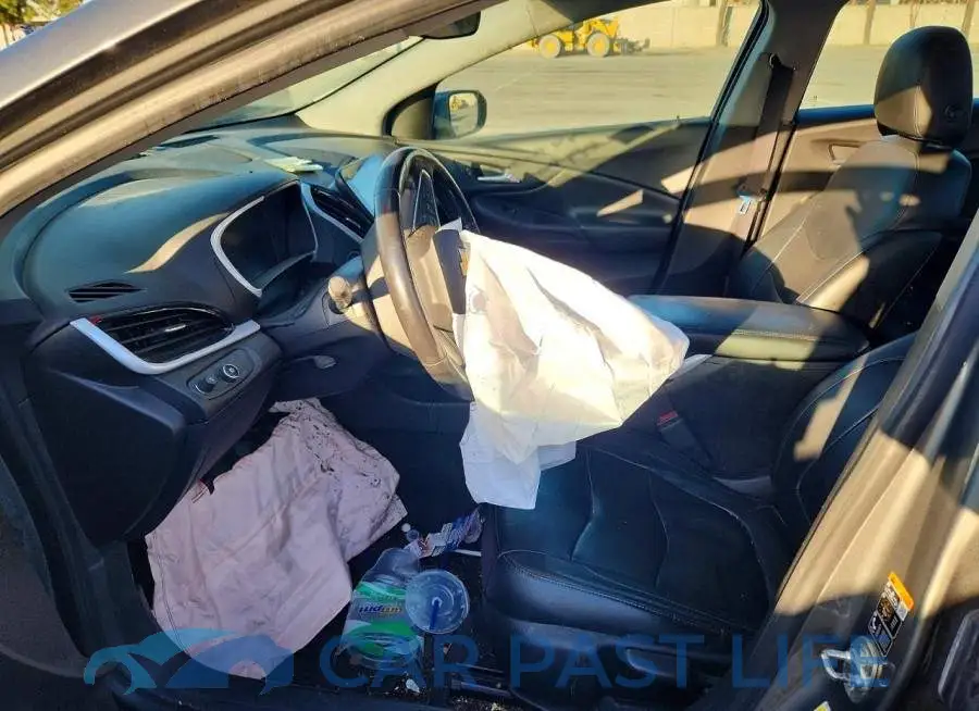 1G1RC6S59HU134772# 7