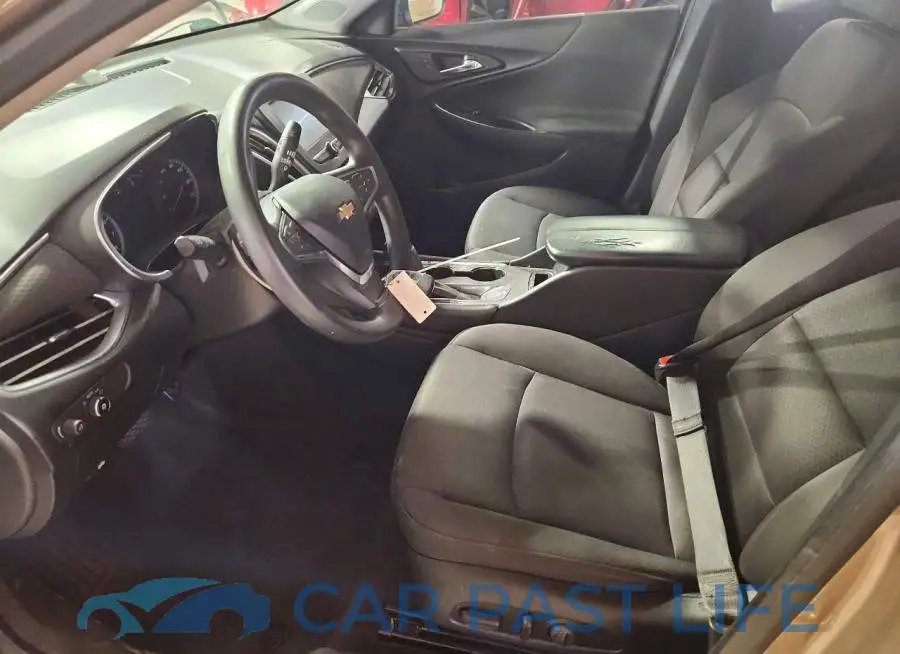1G1ZD5ST1JF124429# 7