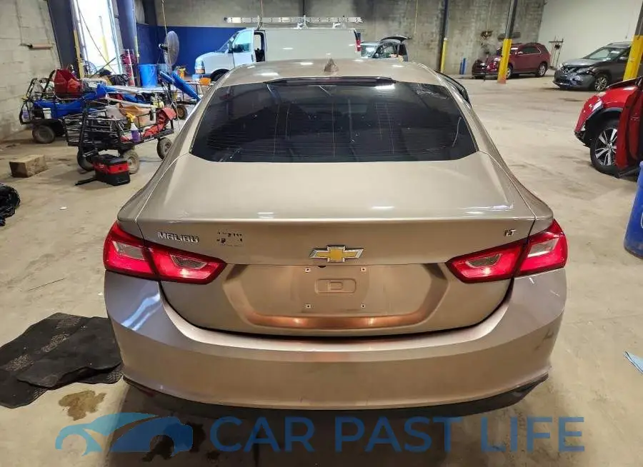 1G1ZD5ST1JF124429# 6
