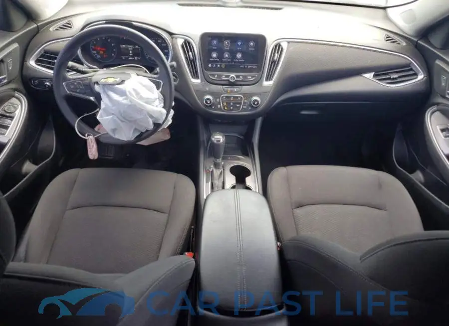 1G1ZD5ST2LF155062# 8