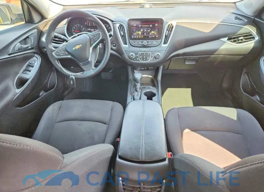 1G1ZD5ST2RF145740# 8