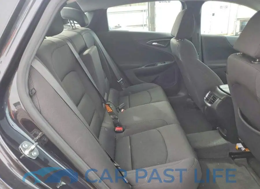 1G1ZD5ST4PF245528# 10