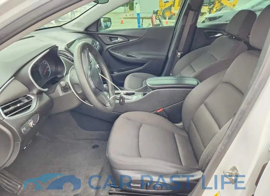 1G1ZD5ST5LF110343# 7