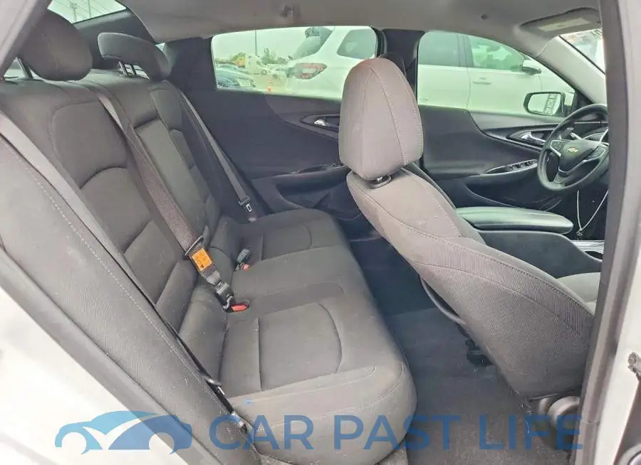 1G1ZD5ST5LF110343# 10