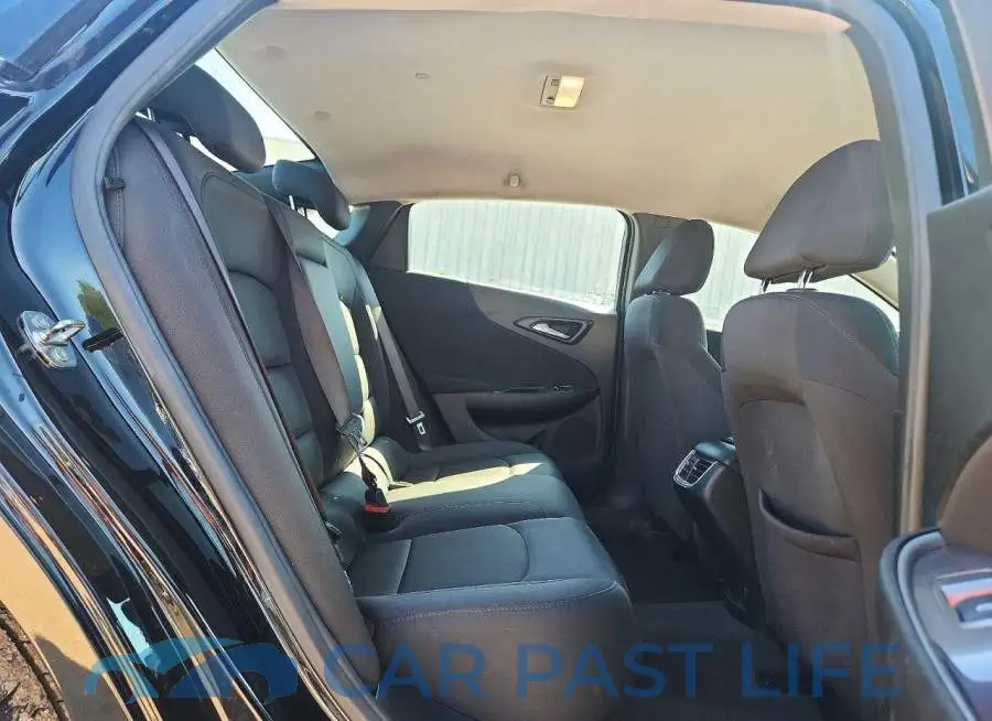 1G1ZD5ST5PF178258# 10