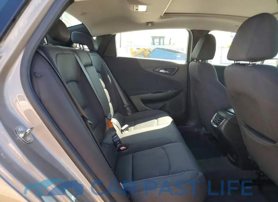 1G1ZD5ST5PF189020# 10