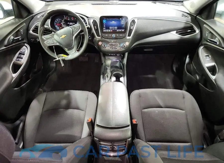 1G1ZD5ST5SF118022# 8