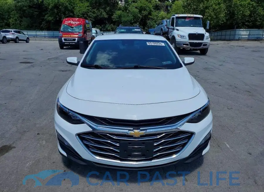 1G1ZD5ST6PF245661# 5